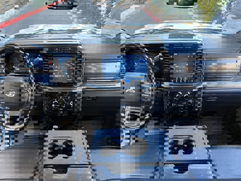 Used 2023 Ford F350 Lariat w/ Snow Plow/Camper Package image 20