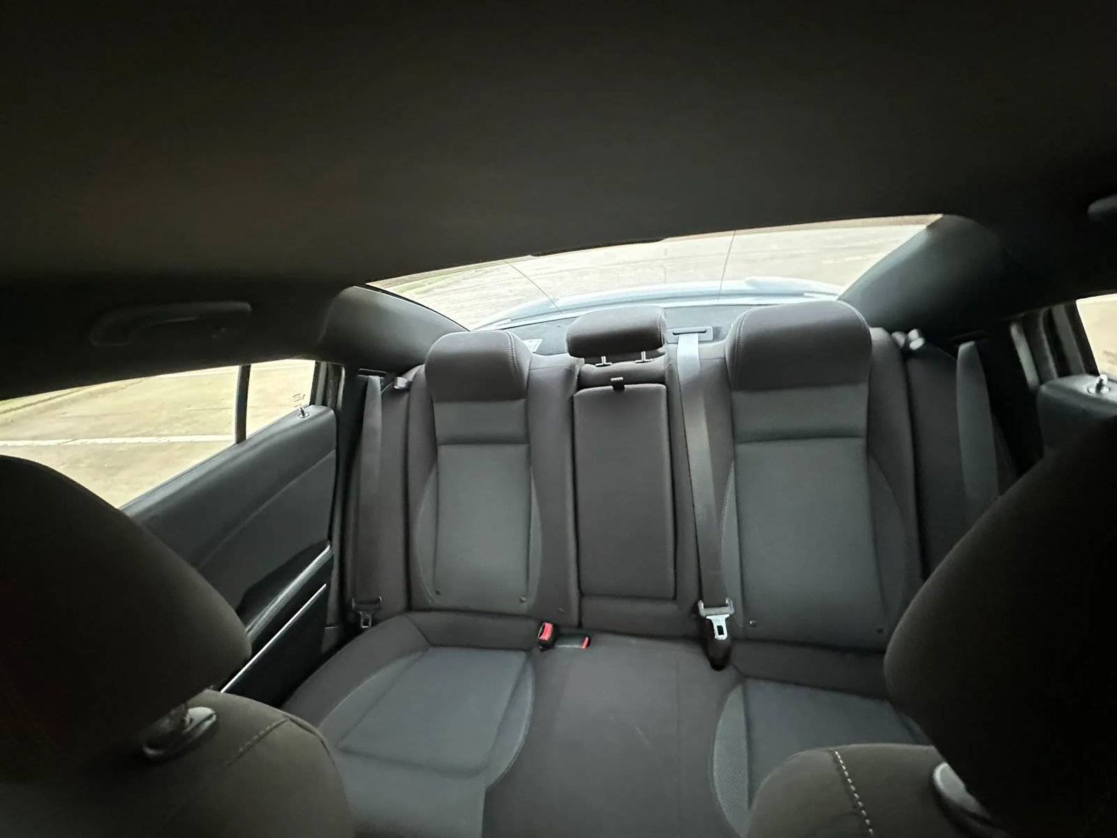 Used 2017 Dodge Charger SE RWD image 13