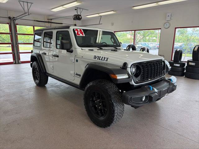 Used 2024 Jeep Wrangler Unlimited AWD/4WD image 1