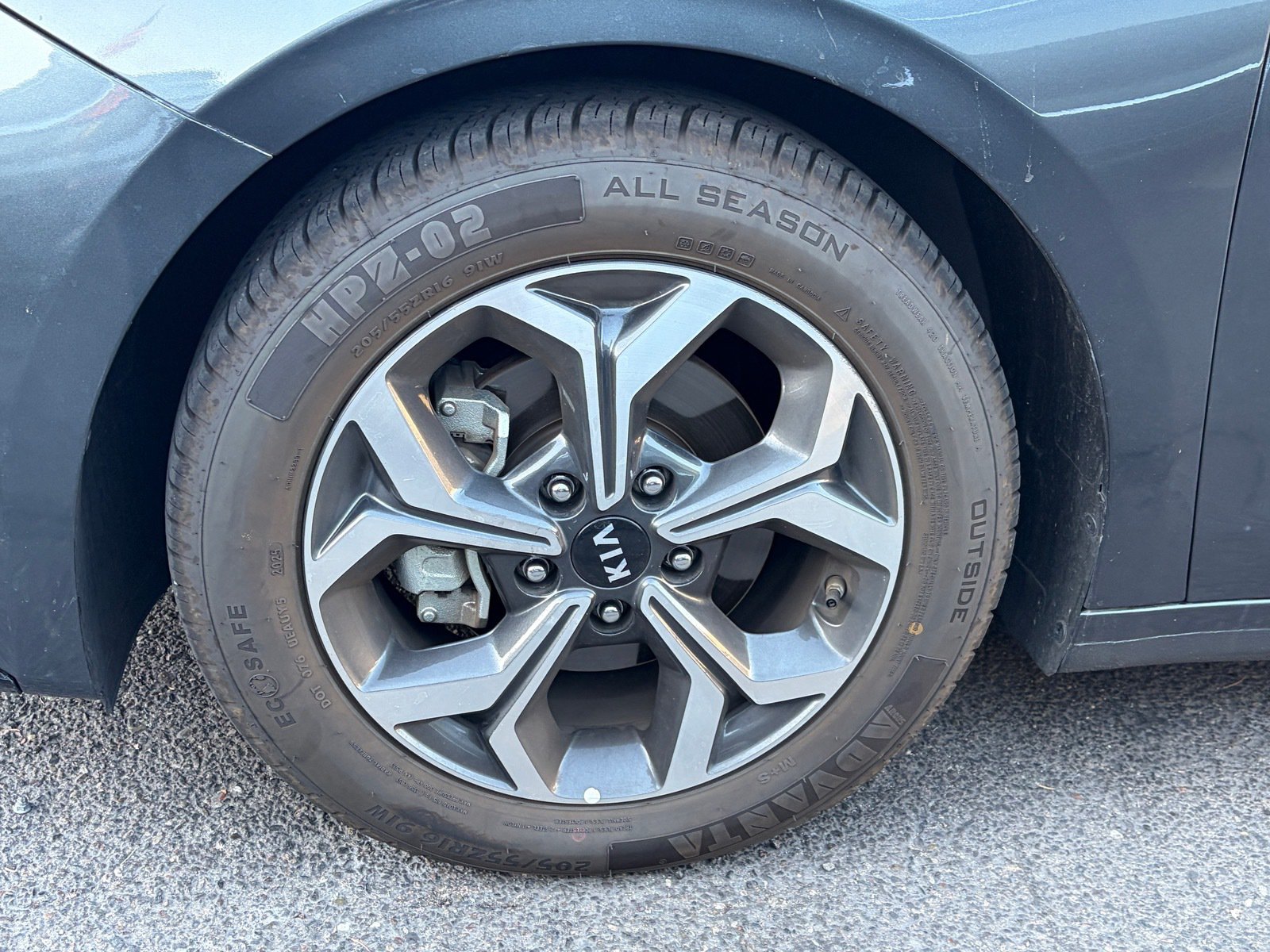Used 2020 Kia Forte LXS FWD image 5