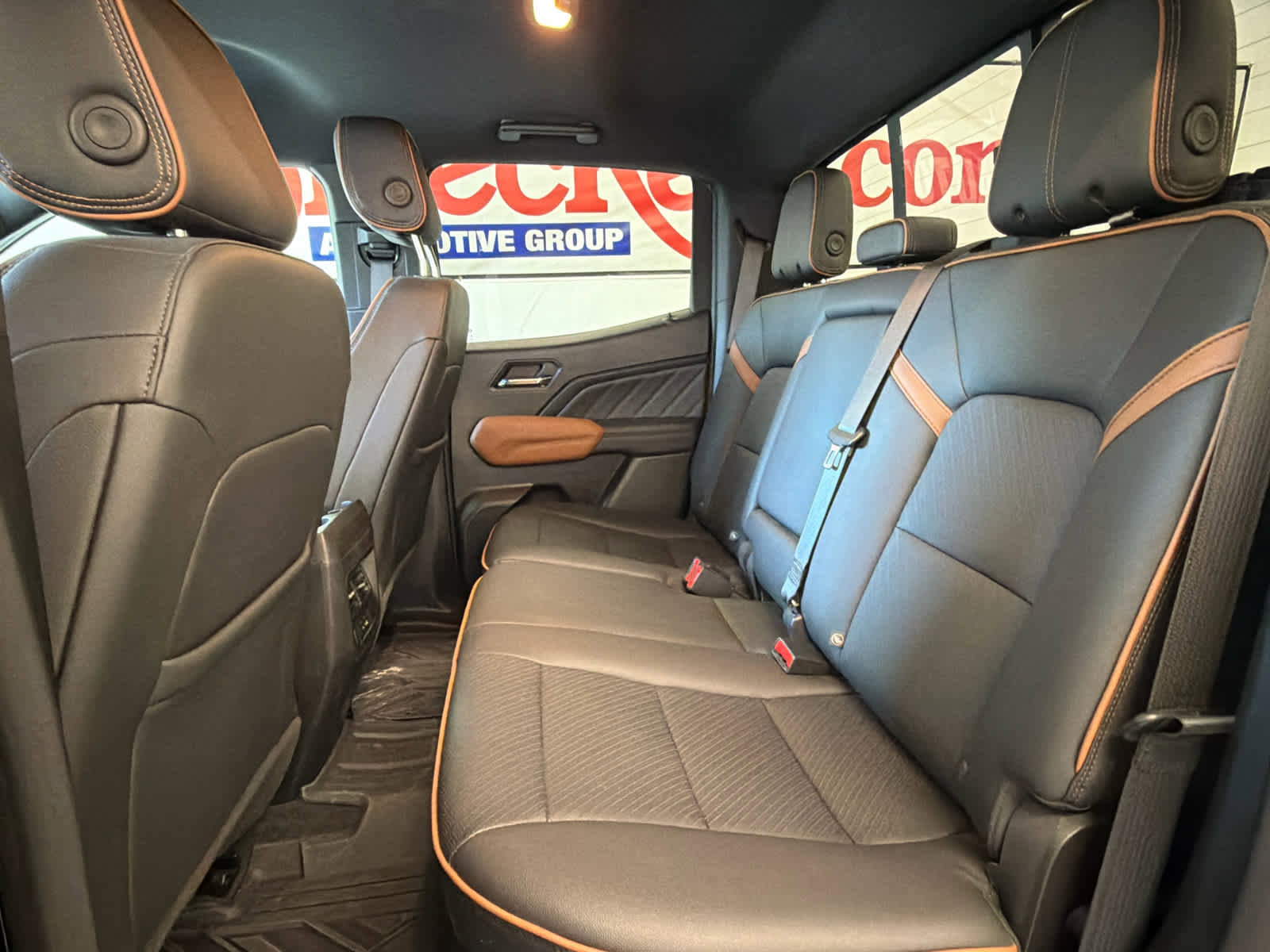 Used 2023 GMC Canyon AT4 w/ AT4 Premium Package AWD/4WD image 21
