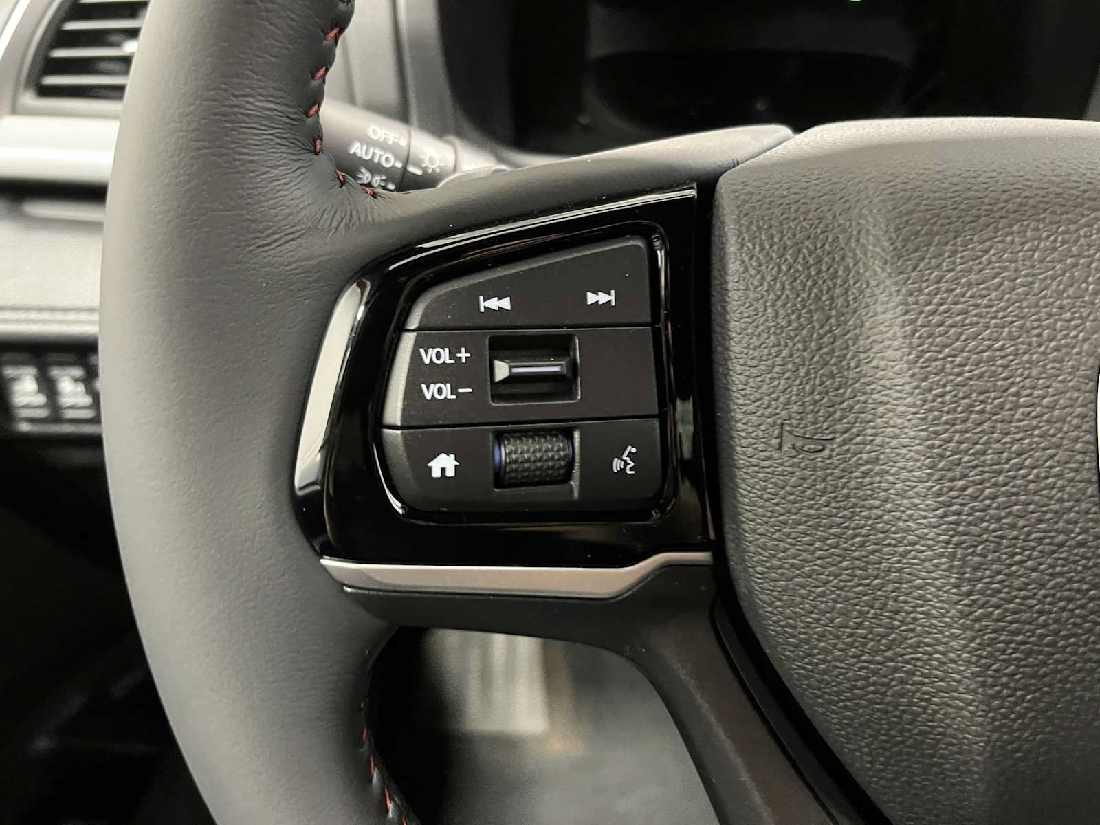 New 2026 Honda Odyssey Sport-L image 18