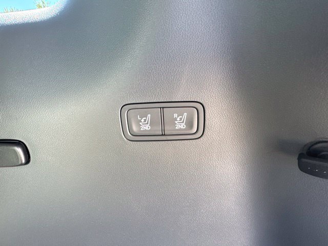 Used 2026 Hyundai Santa Fe SEL FWD image 16
