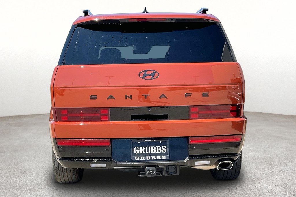 Used 2025 Hyundai Santa Fe Calligraphy FWD image 4