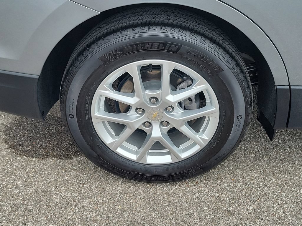 Used 2024 Chevrolet Equinox LT FWD image 5