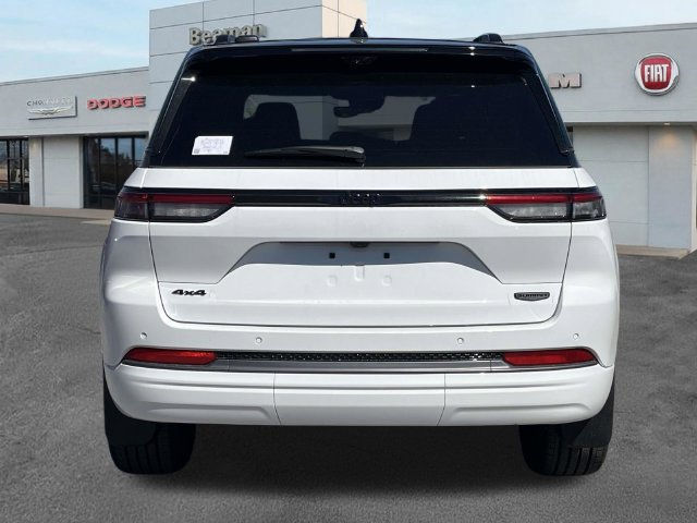 New 2027 Jeep Grand Cherokee Summit AWD/4WD image 6