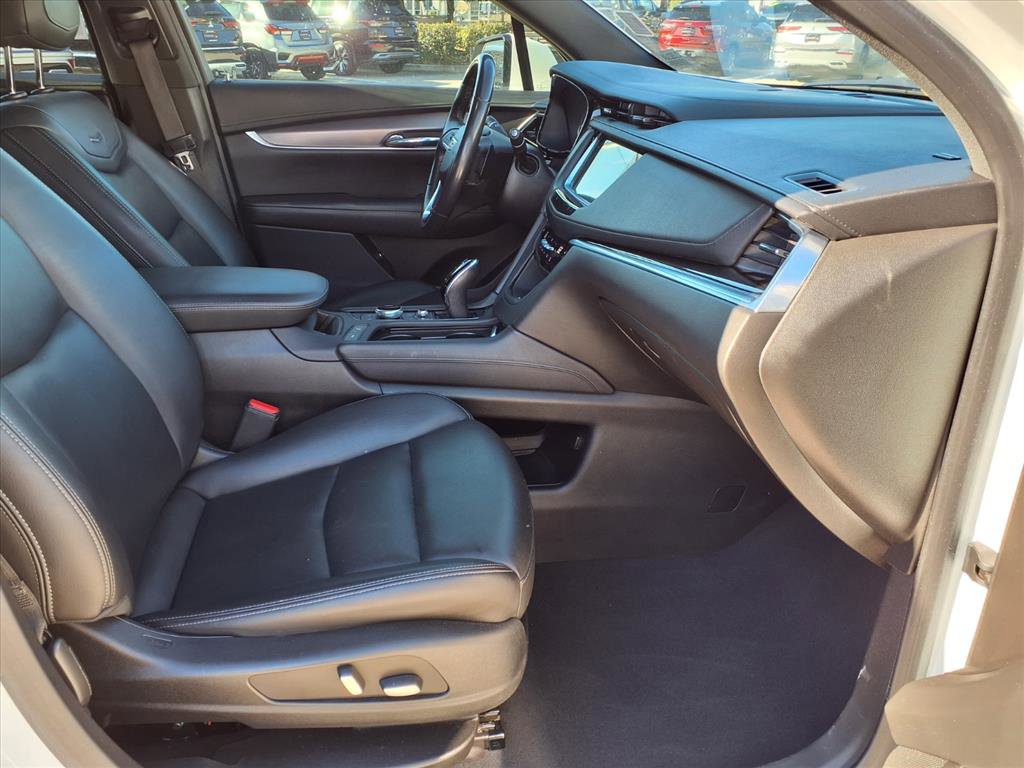 Certified 2022 Cadillac XT6 Luxury image 9