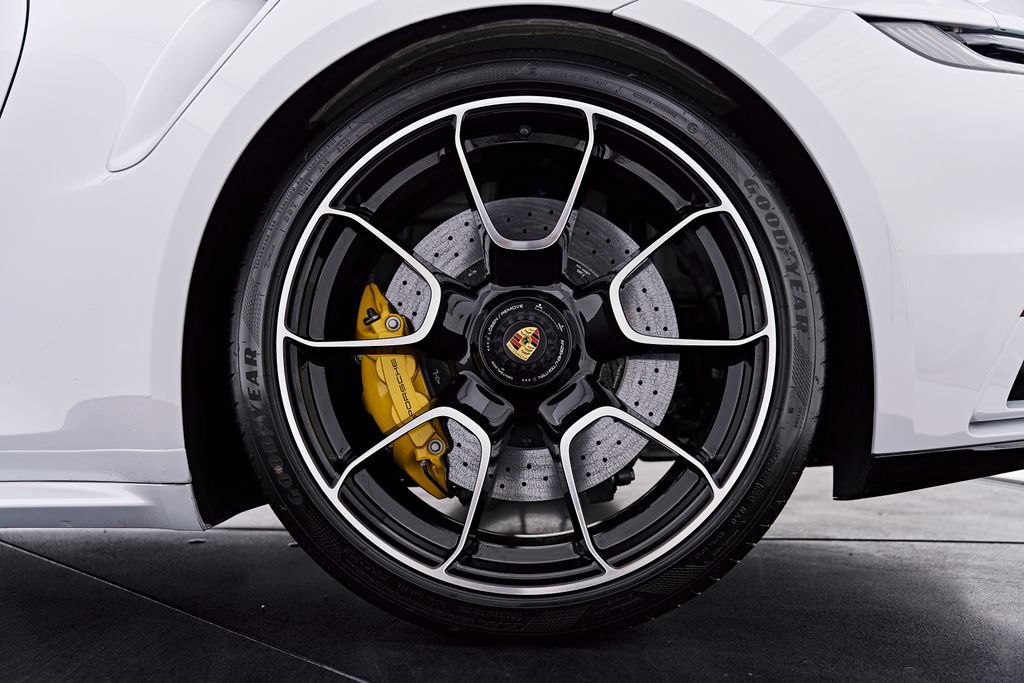Used 2025 Porsche 911 Turbo S w/ Exterior Package Painted AWD/4WD image 40