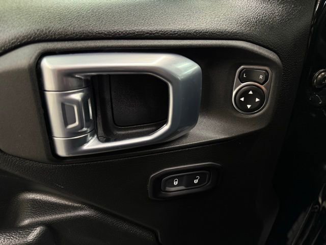 Used 2021 Jeep Wrangler Sport S image 12