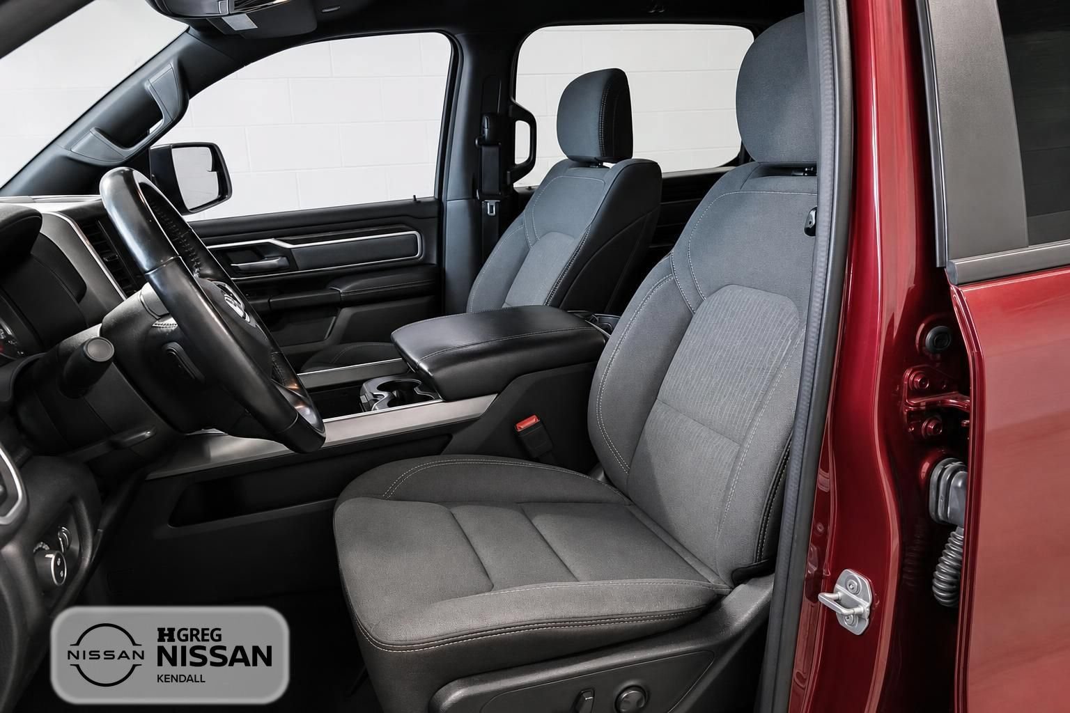 Used 2022 RAM 1500 Big Horn AWD/4WD image 7