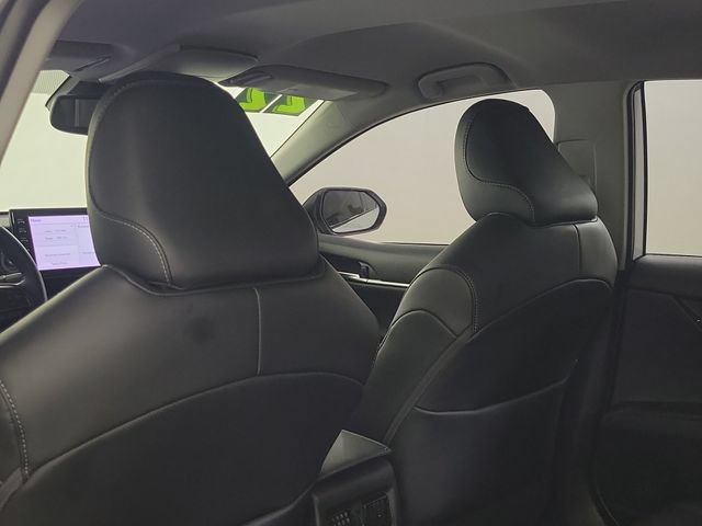 Used 2022 Toyota Camry XSE FWD image 14