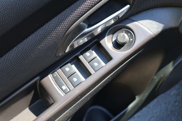Used 2014 Chevrolet Cruze Diesel FWD image 18