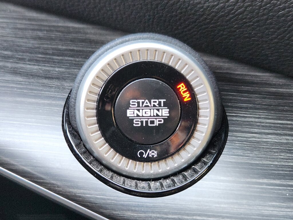 Used 2024 Jeep Wagoneer Series II w/ Flexible Seating Group image 22