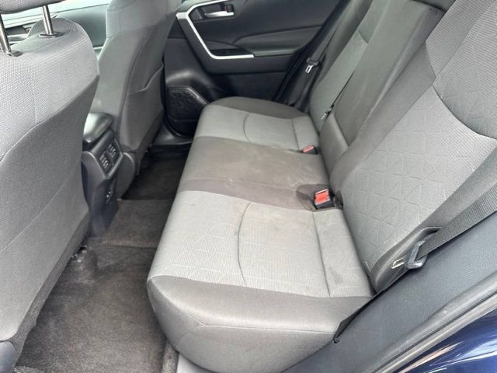 Used 2024 Toyota RAV4 XLE w/ Weather Package AWD/4WD image 27