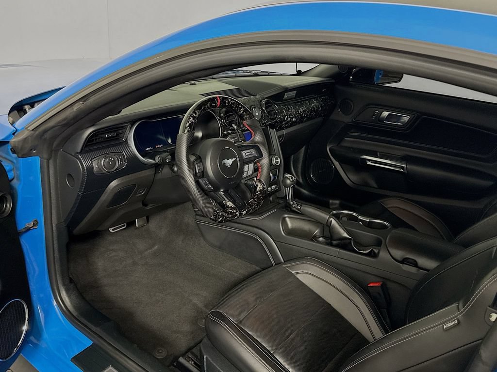 Used 2022 Ford Mustang GT Premium w/ Equipment Group 401A RWD image 17
