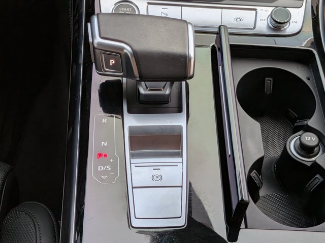 Used 2022 Audi A8 L 3.0T w/ Executive Package AWD/4WD image 18