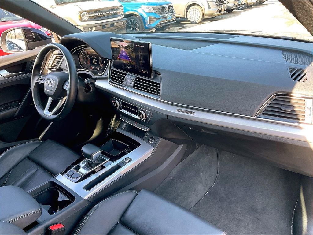 Used 2025 Audi Q5 2.0T Premium image 13