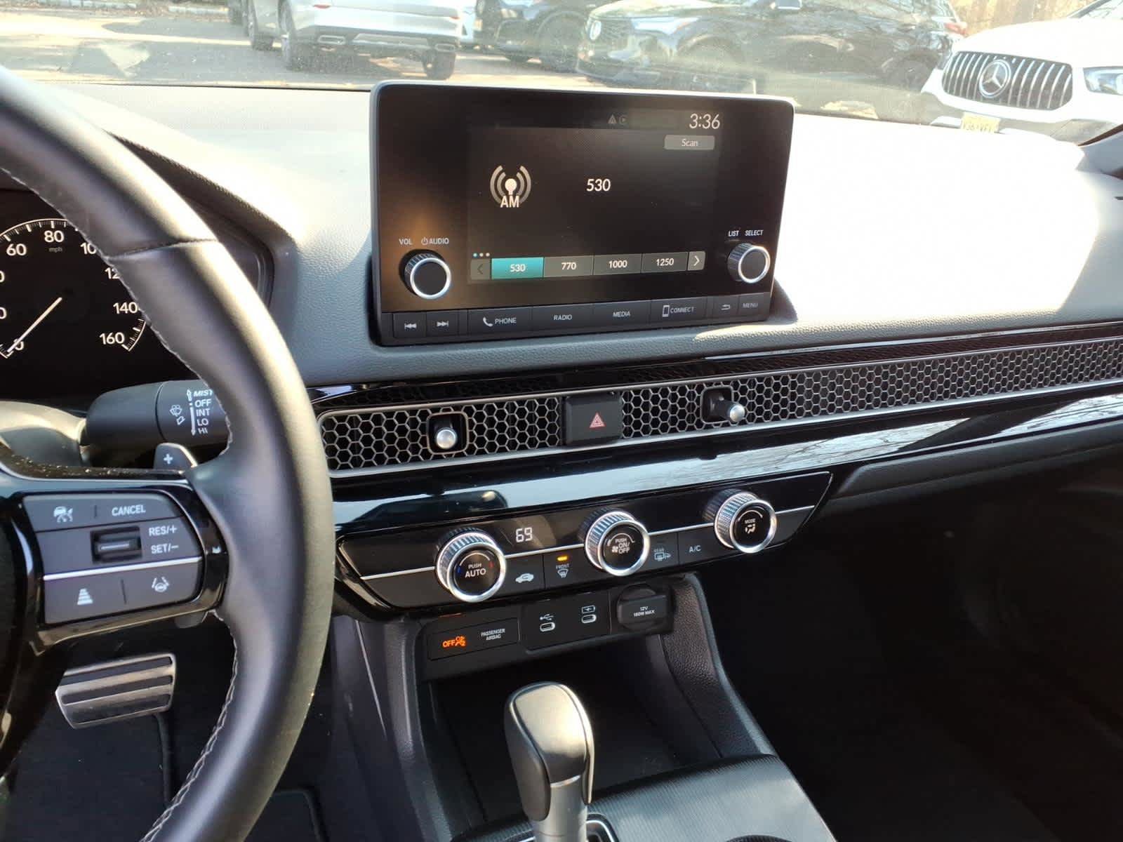 Used 2025 Honda Civic Sport image 9