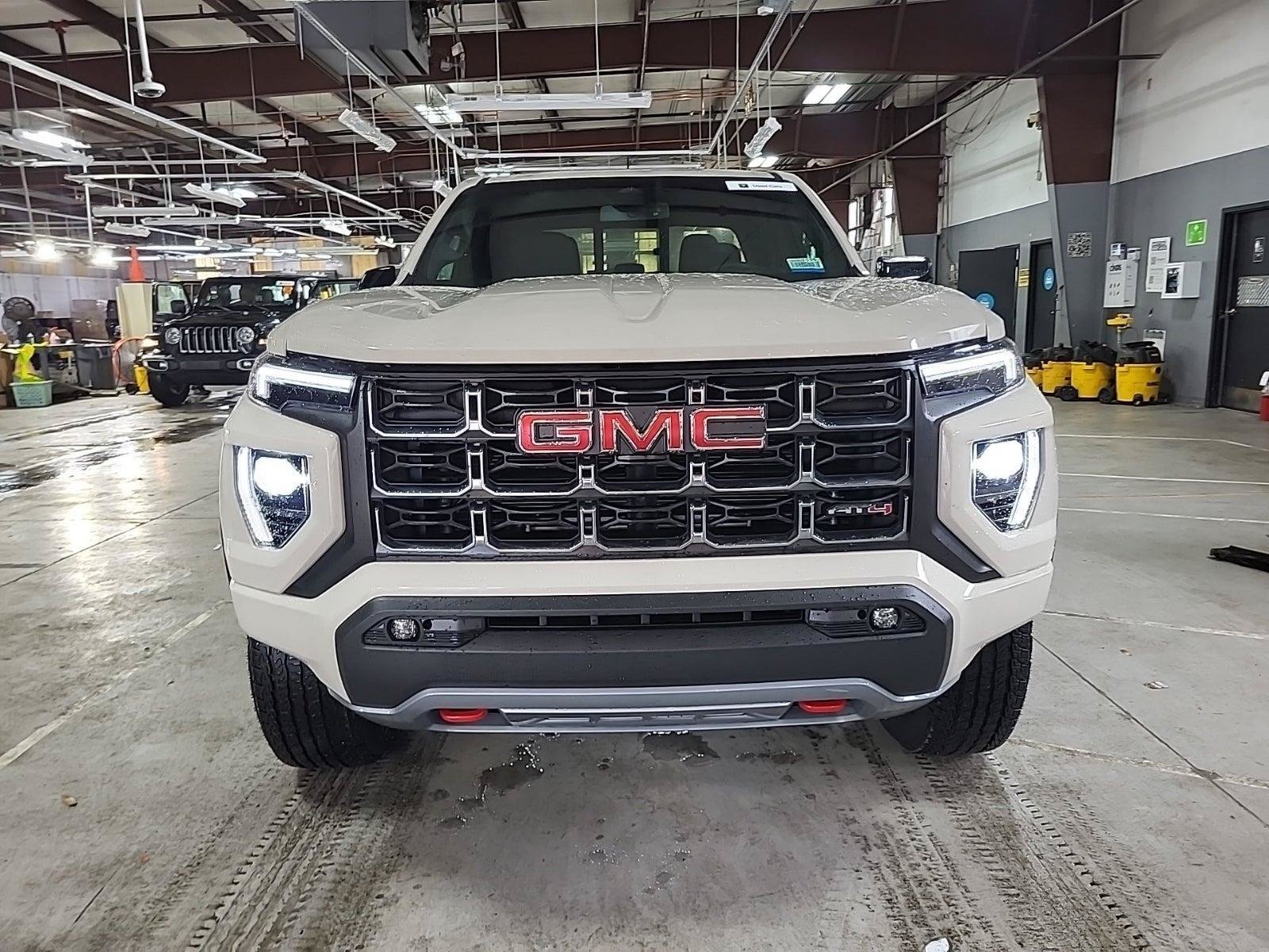 Used 2026 GMC Canyon AT4 AWD/4WD image 16