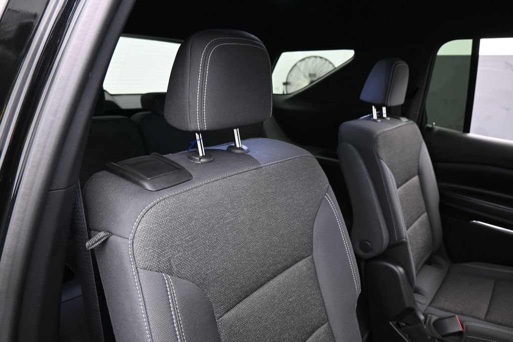 Used 2026 Chevrolet Traverse LT FWD image 37