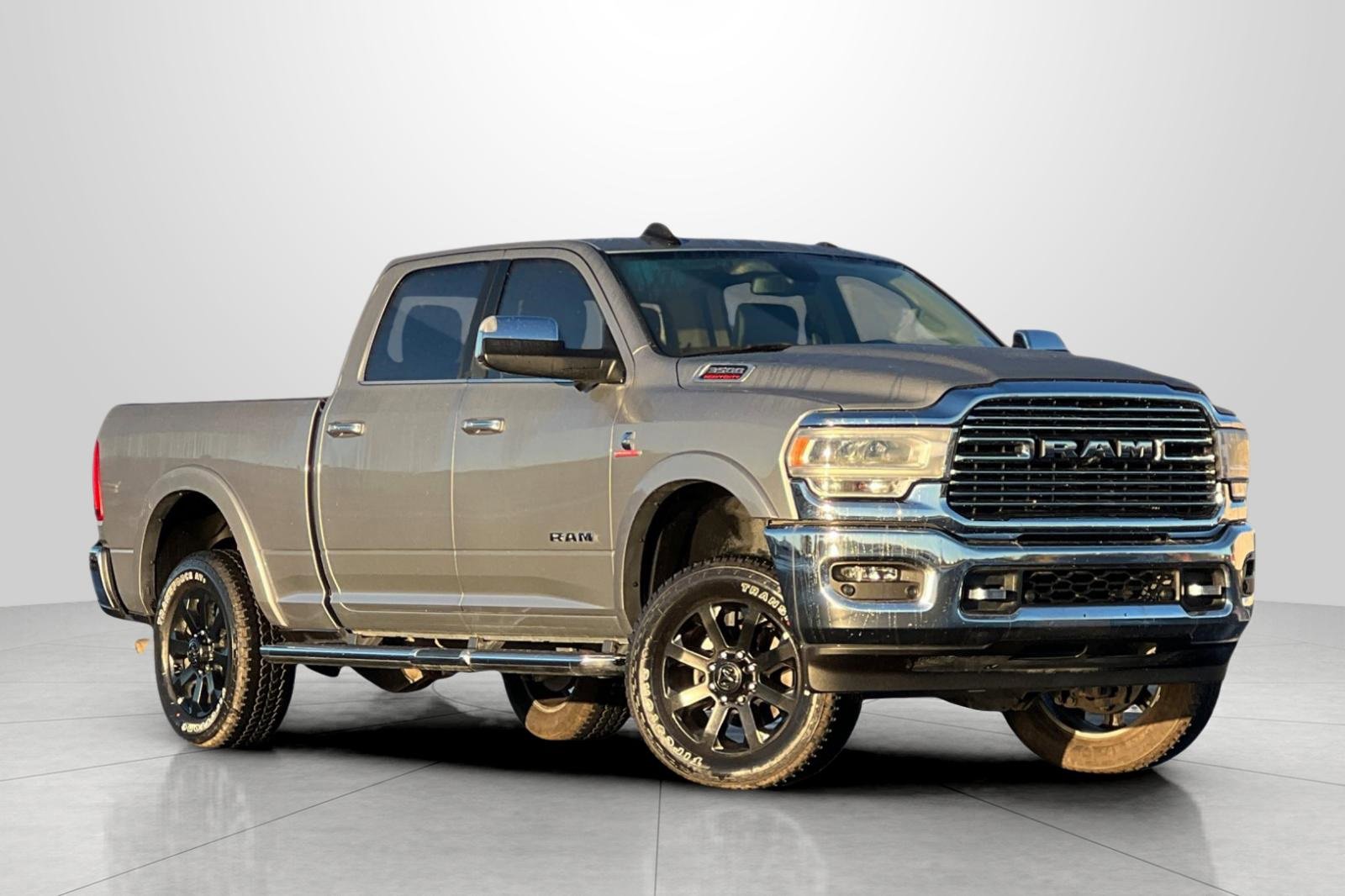 Used 2020 RAM 3500 Laramie image 2