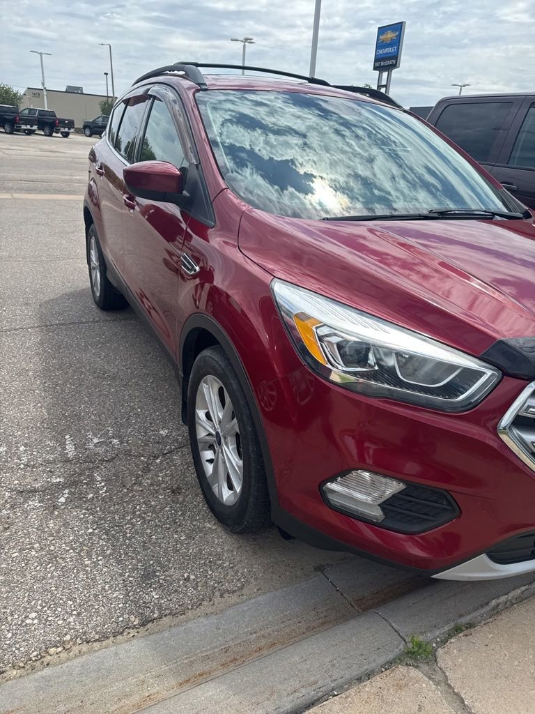 Used 2017 Ford Escape SE w/ Equipment Group 201A AWD/4WD image 6
