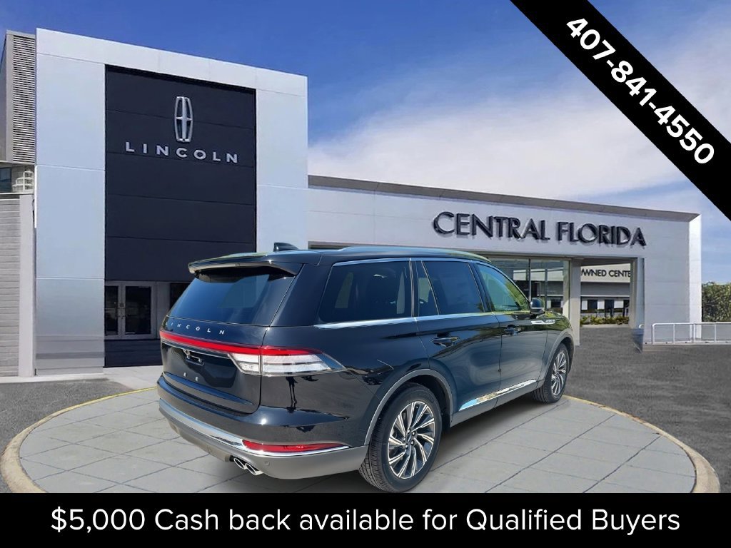 New 2026 Lincoln Aviator 2WD image 3
