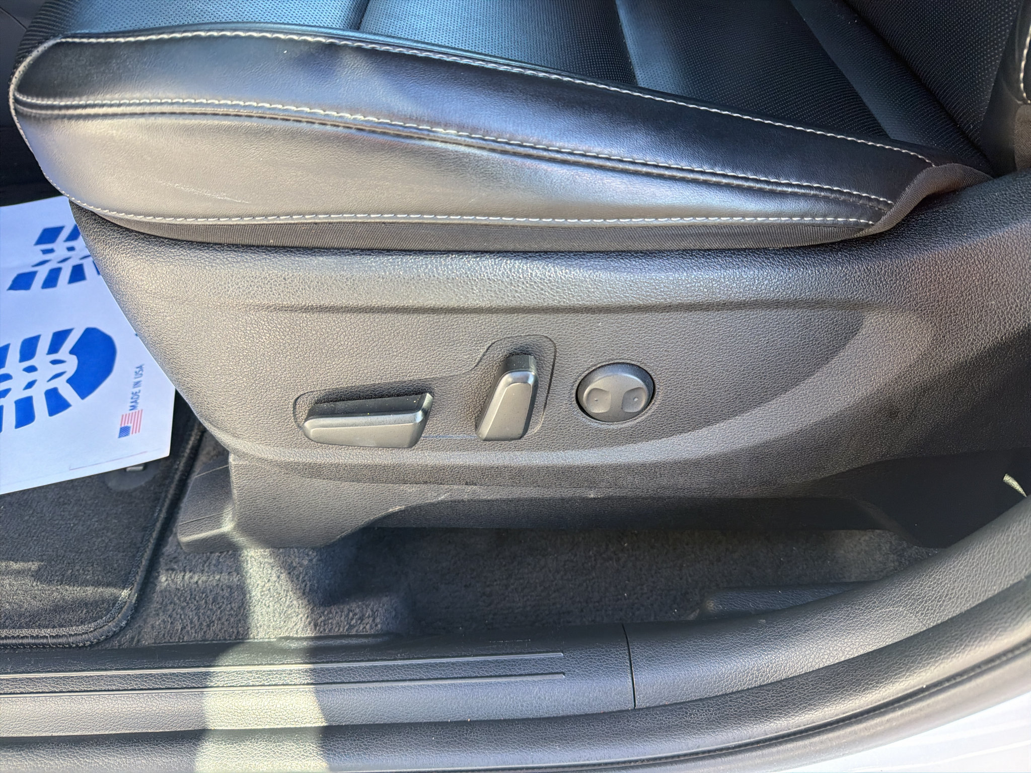 Used 2025 Kia Telluride S AWD/4WD image 12