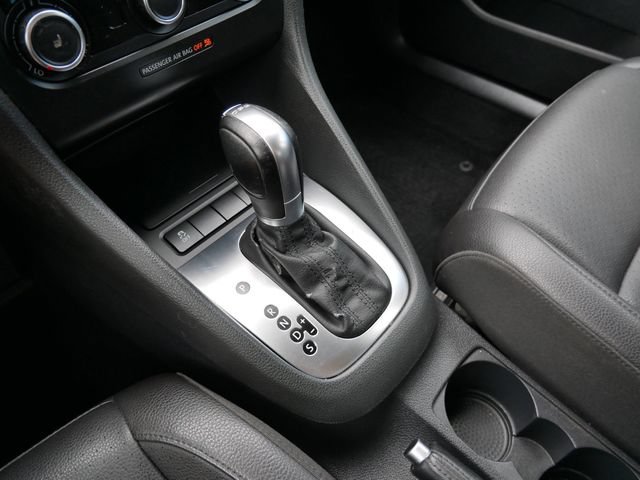 Used 2011 Volkswagen Jetta TDI FWD image 17