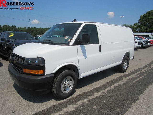 Certified 2025 Chevrolet Express 2500 w/ Driver Convenience Package RWD image 1