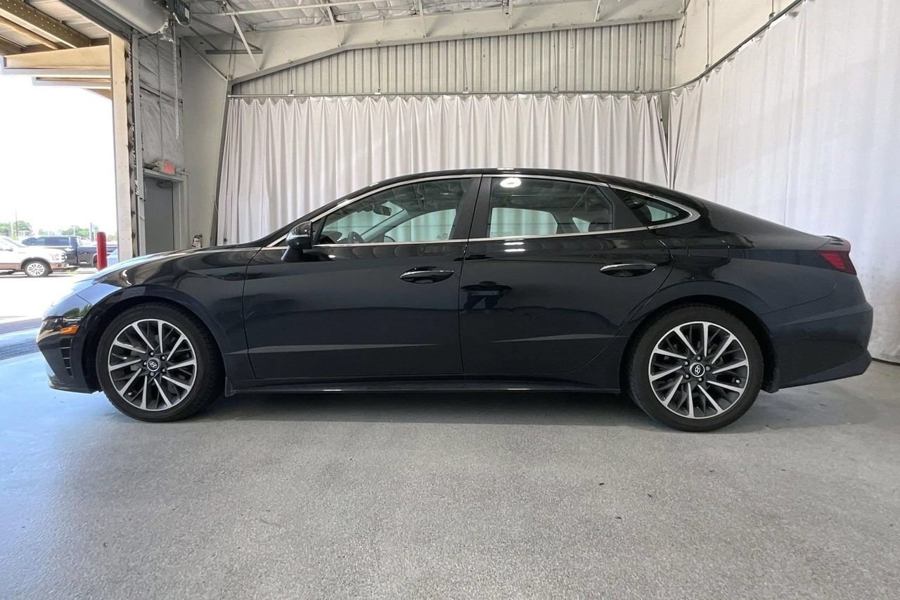 Used 2022 Hyundai Sonata Limited FWD image 23