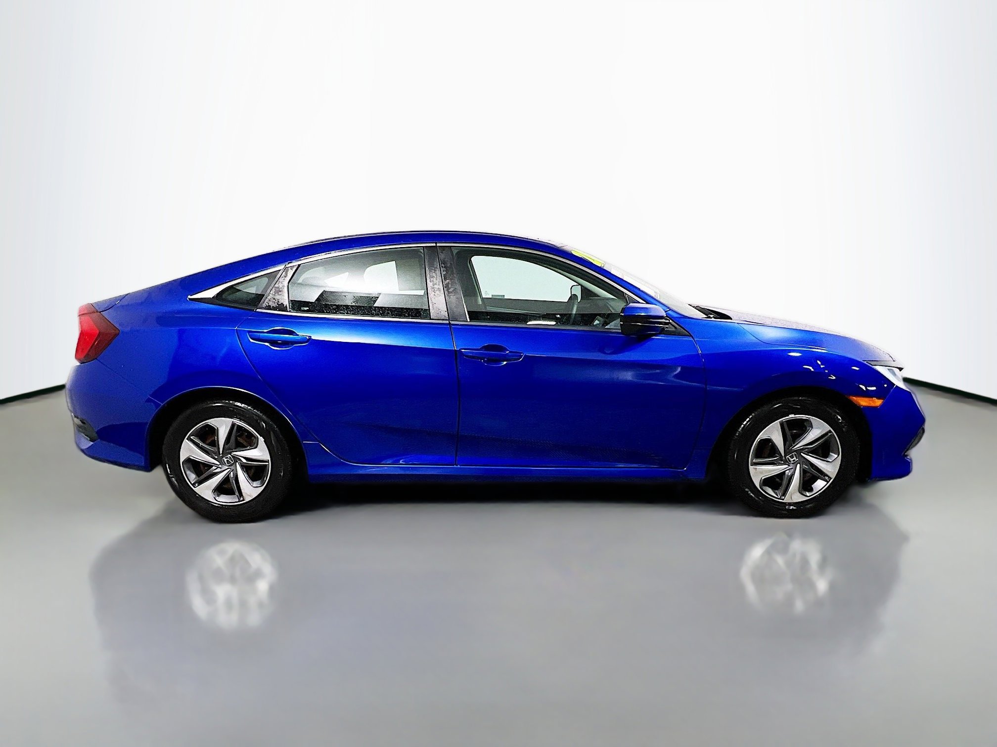 Used 2020 Honda Civic LX image 3