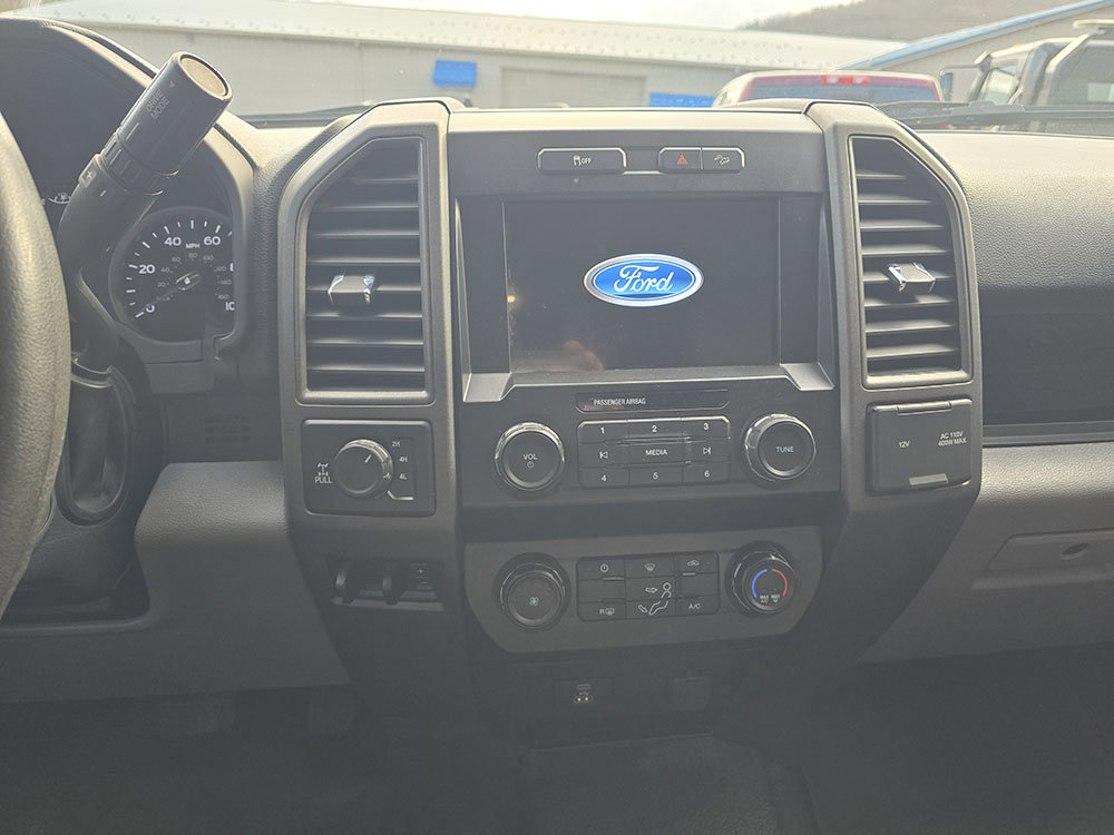 Used 2022 Ford F250 XL w/ STX Appearance Package image 18