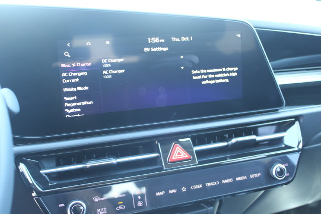 Used 2025 Kia Niro Wind FWD image 27