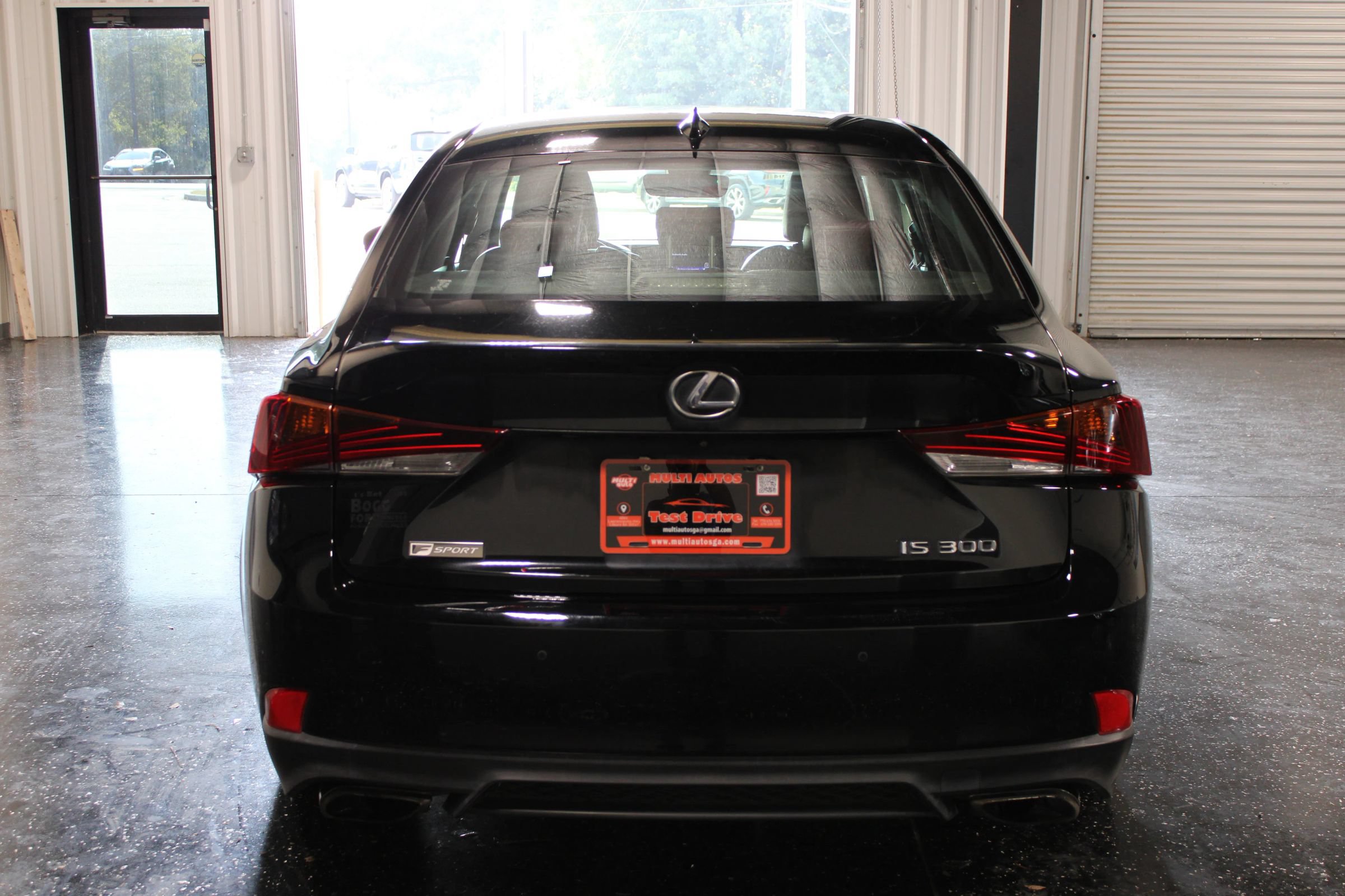 Used 2019 Lexus IS 300 F Sport w/ F Sport Package RWD image 5