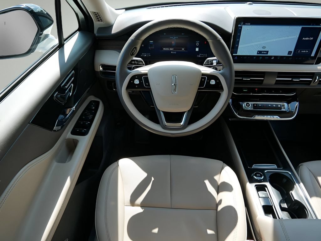 Certified 2023 Lincoln Corsair Reserve w/ Equipment Group 201A AWD/4WD image 13