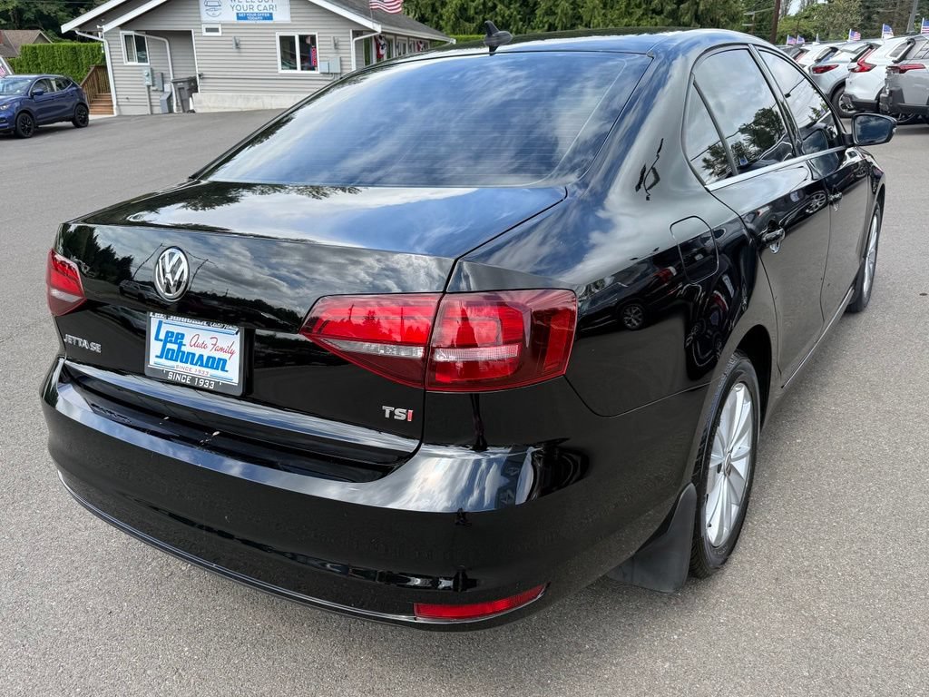 Used 2016 Volkswagen Jetta SE FWD image 7