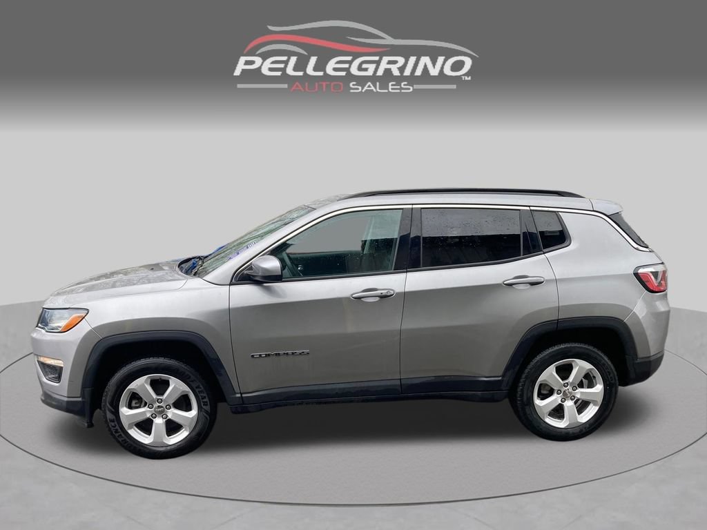 Used 2019 Jeep Compass Latitude AWD/4WD image 3