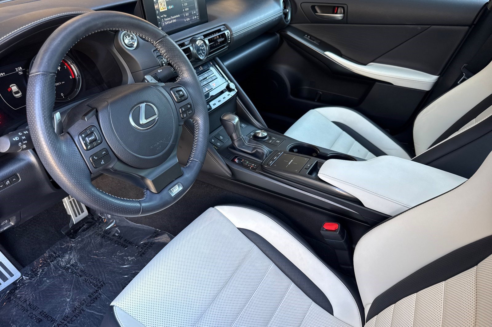 Certified 2023 Lexus IS 350 F Sport w/ Accessory Package RWD image 4