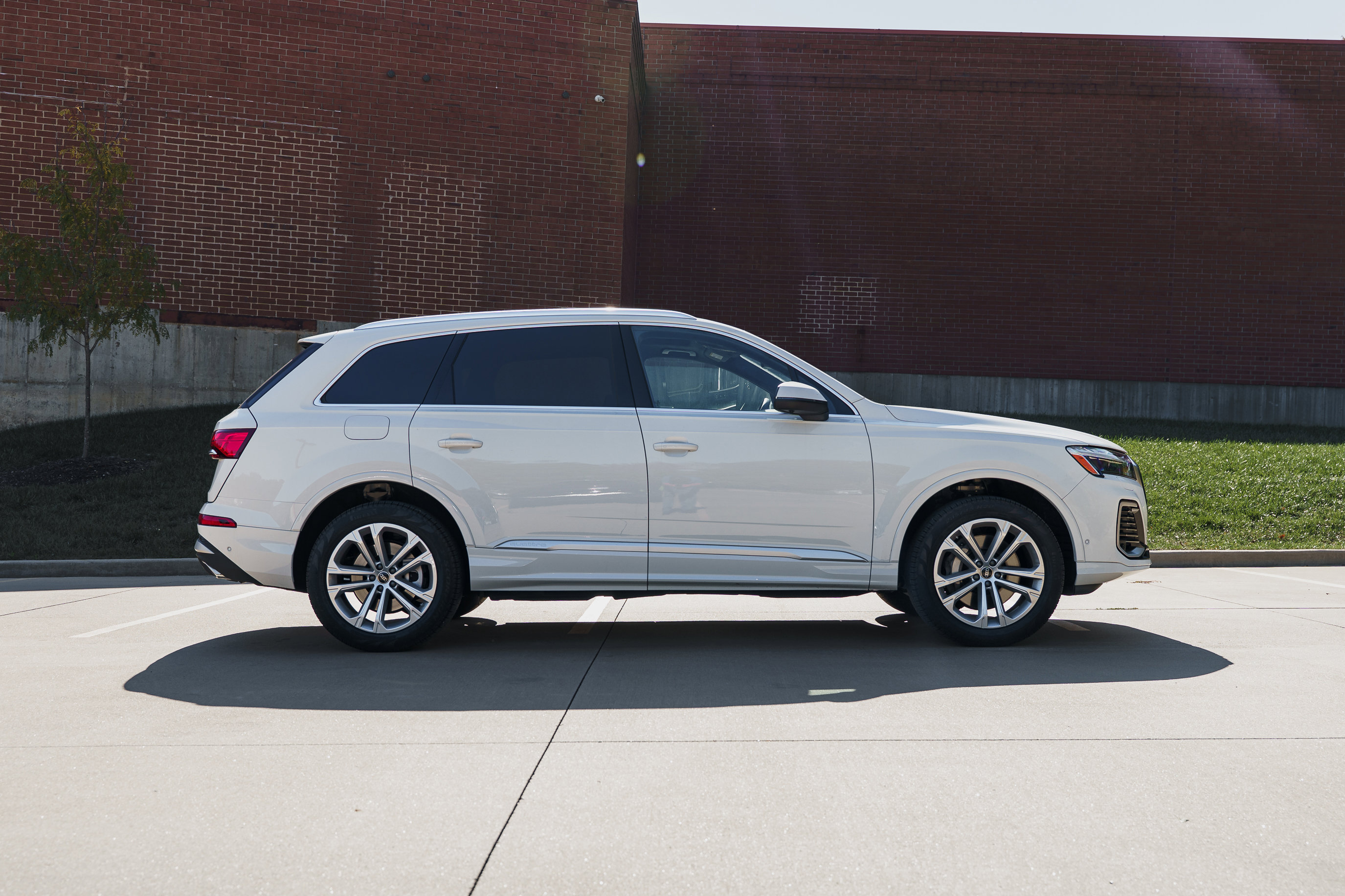 Certified 2025 Audi Q7 3.0T Premium Plus w/ Premium Plus Package image 3