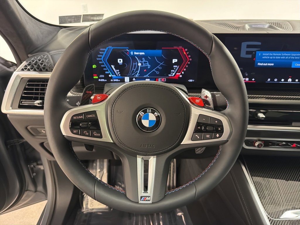 Used 2025 BMW X6 M Competition w/ Executive Package image 14