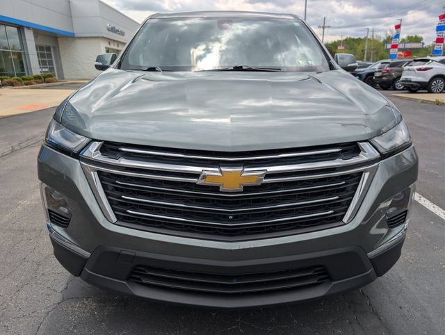 Used 2023 Chevrolet Traverse LT w/ LT Premium Package FWD image 8