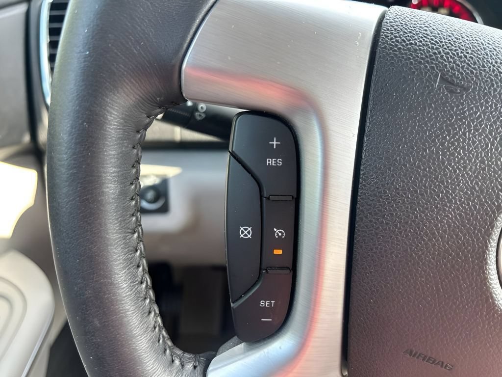 Used 2011 GMC Acadia SLT w/ LPO, 'HIT The Road' Package AWD/4WD image 24