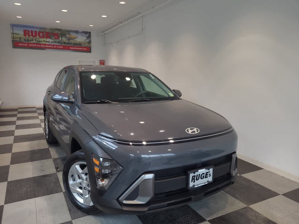Used 2024 Hyundai Kona SE AWD/4WD image 6