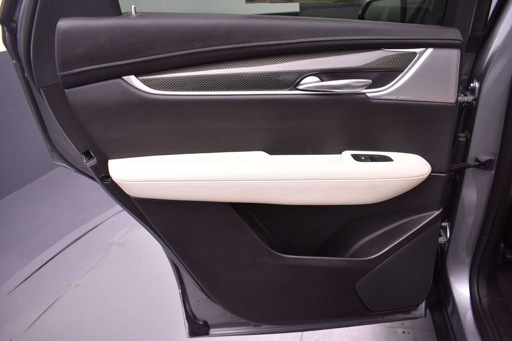 Certified 2023 Cadillac XT5 Sportv w/ Technology Package AWD/4WD image 28