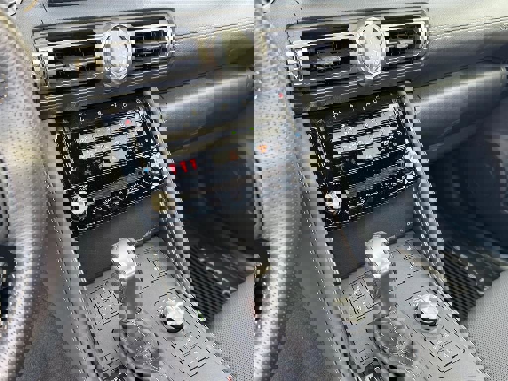 Used 2021 Lexus IS 350 F Sport w/ Dynamic Handling Package image 22