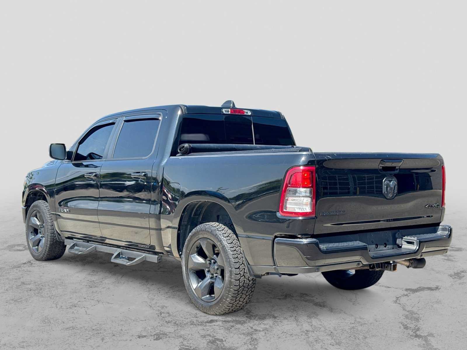Used 2019 RAM 1500 Big Horn AWD/4WD image 4