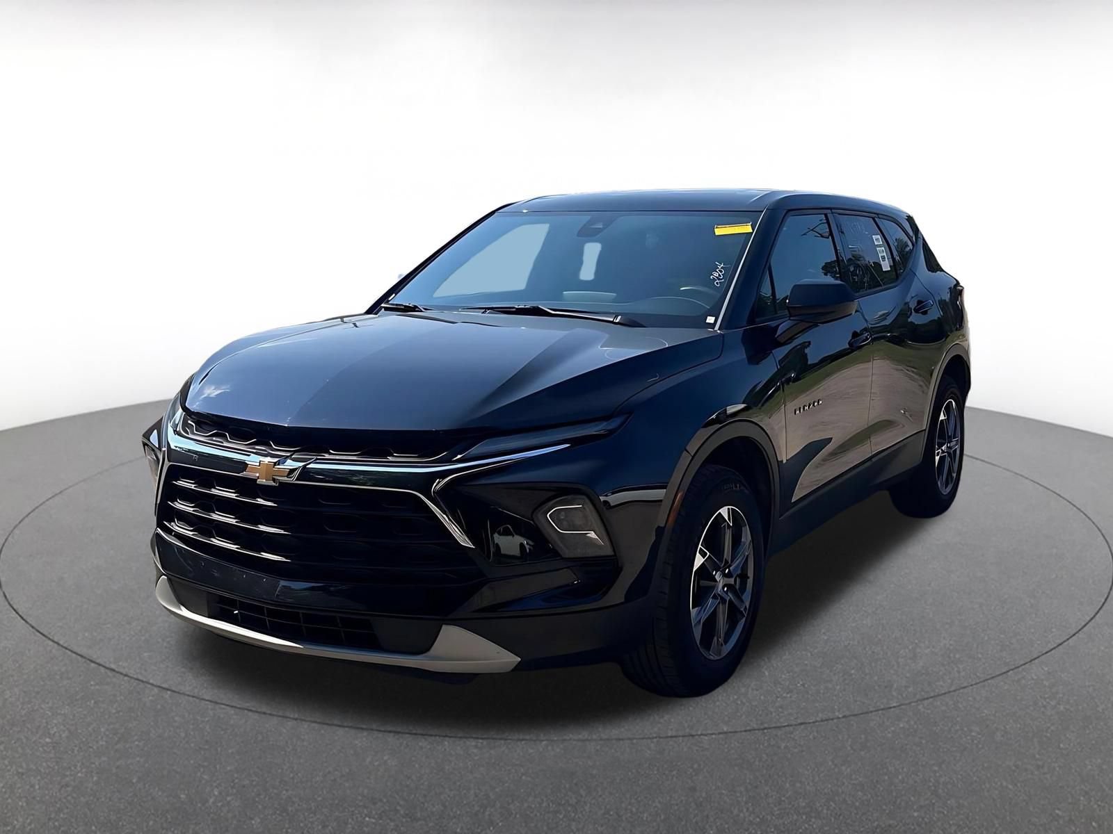 Used 2026 Chevrolet Blazer LT FWD image 7