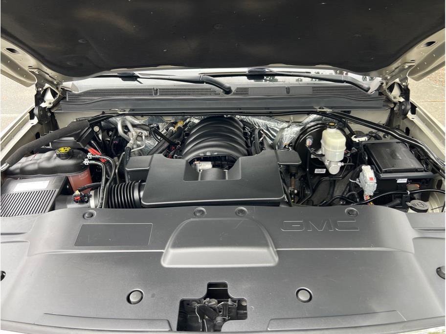 Used 2017 GMC Yukon XL SLT image 27