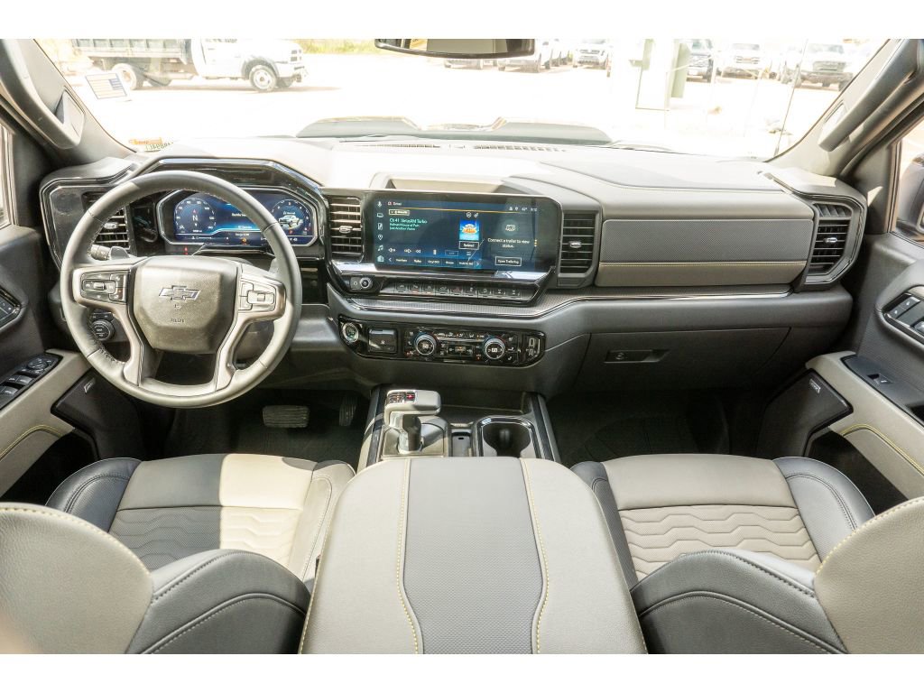 Used 2025 Chevrolet Silverado 1500 ZR2 AWD/4WD image 18